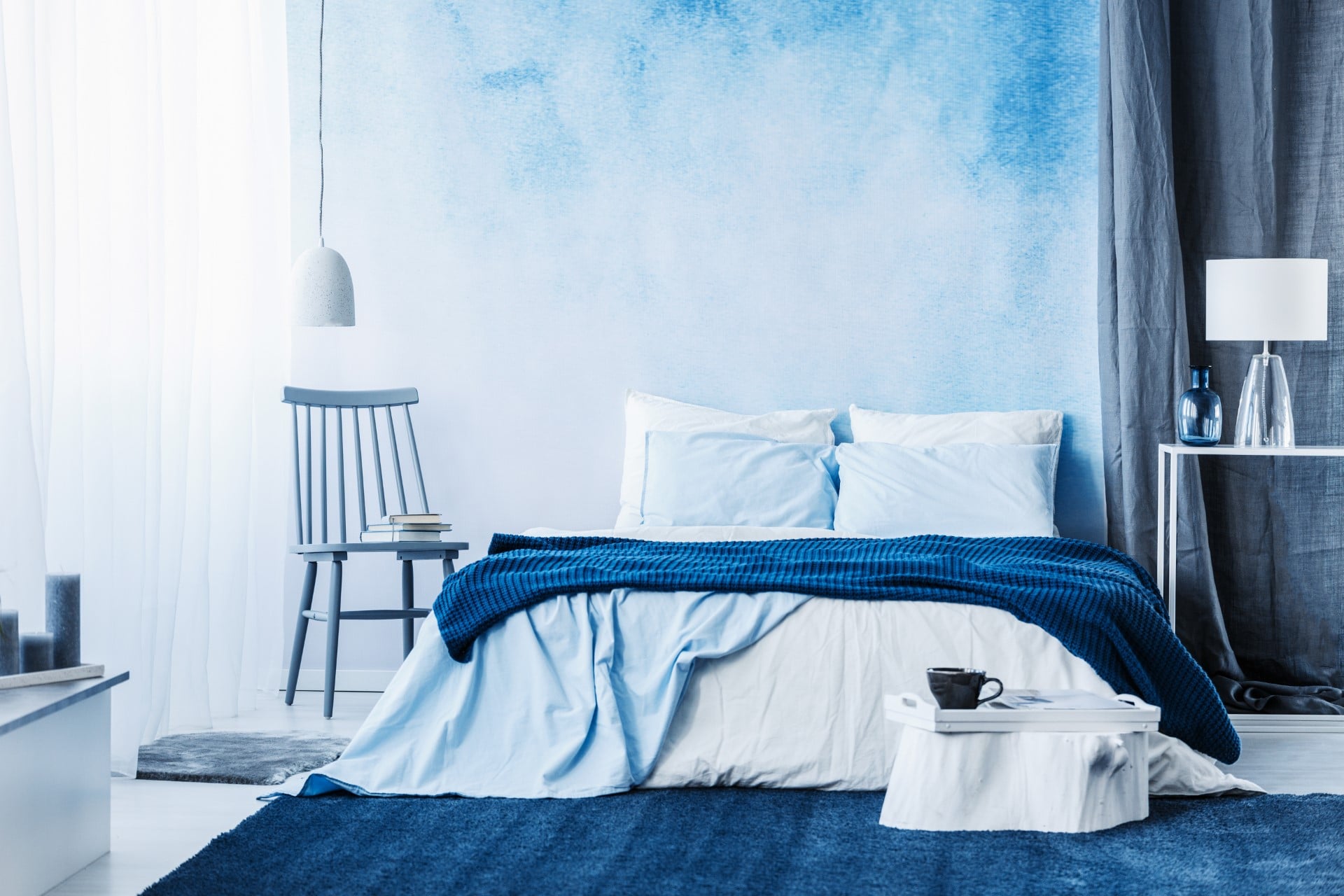 color-drenching-a-room-blue