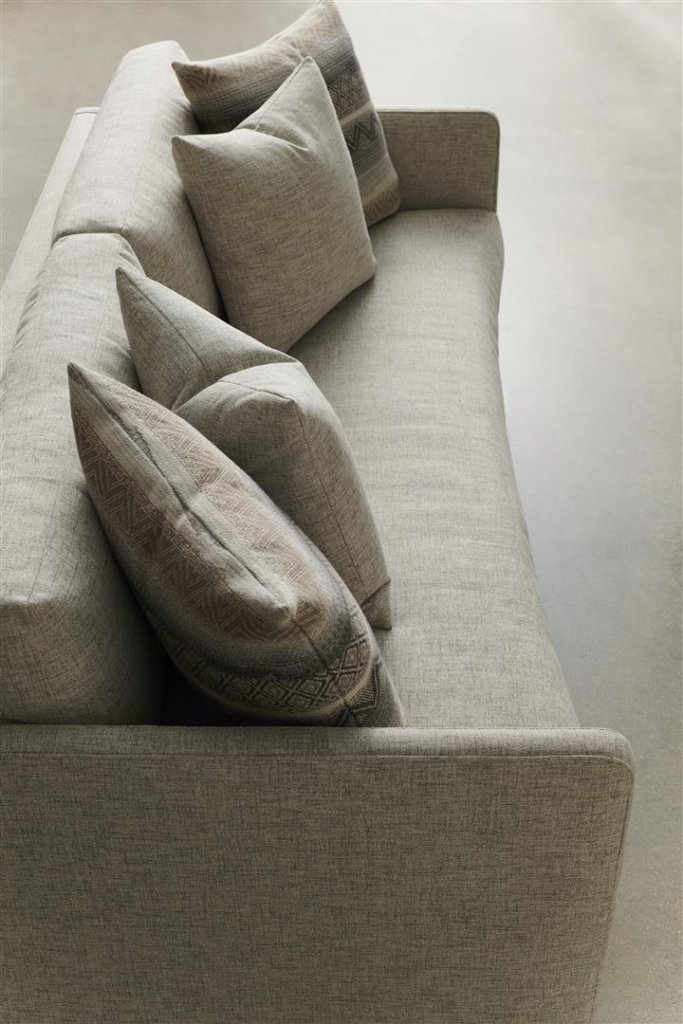 Ease Collection Wynne Sofa